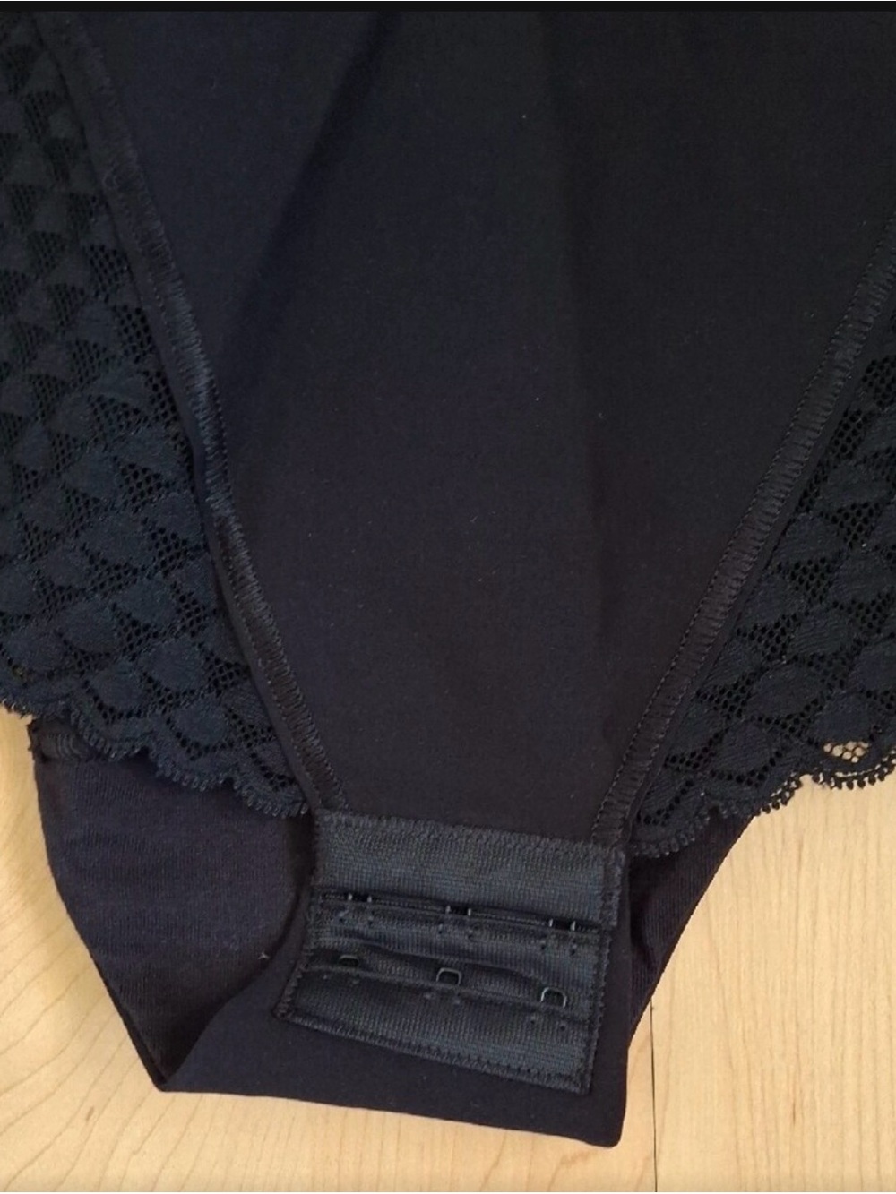 NWT Simone Perele Subtile Lace Shapewear Bodysuit Black M - Picture 7 of 9